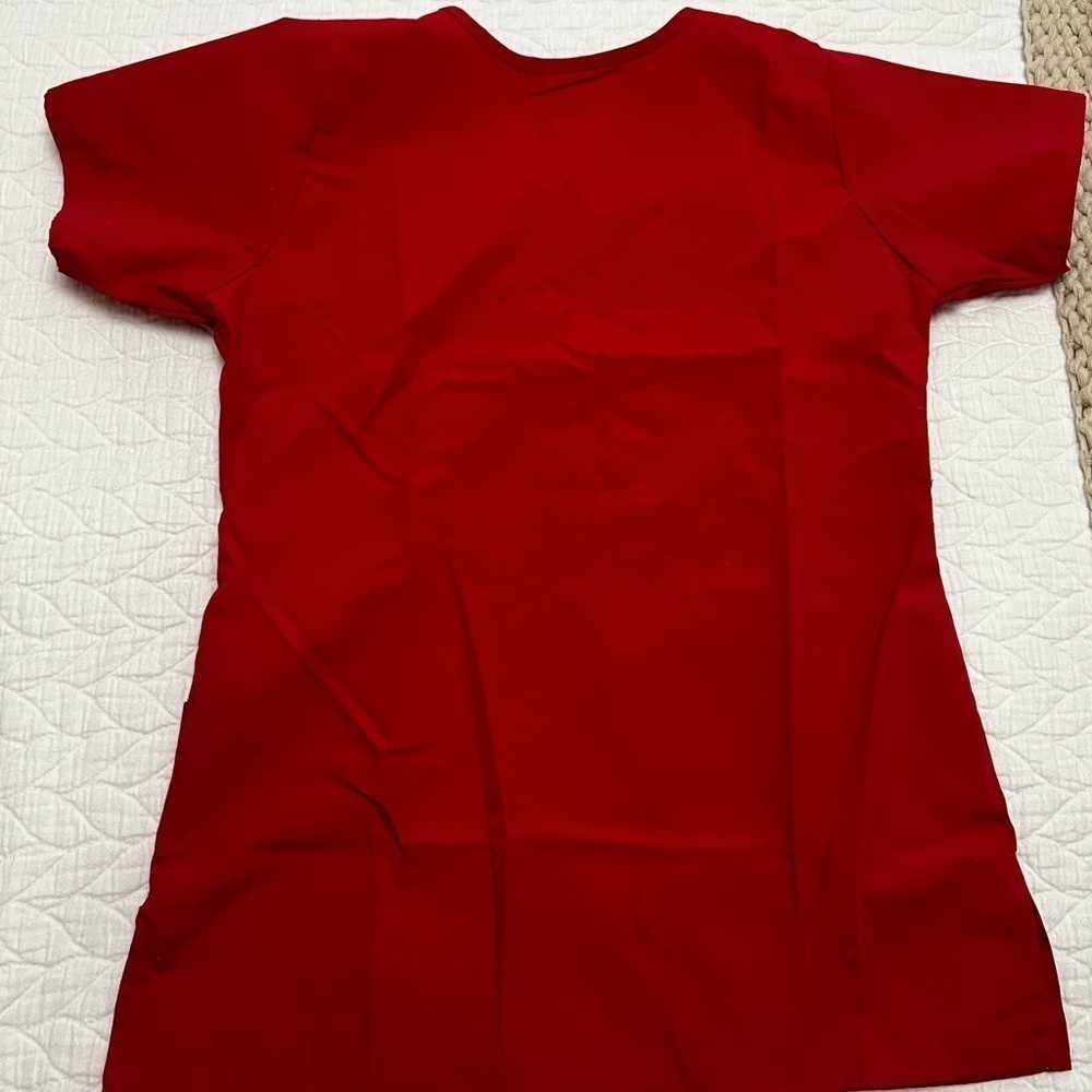 CROCS red scrub top - Picture 2 of 2